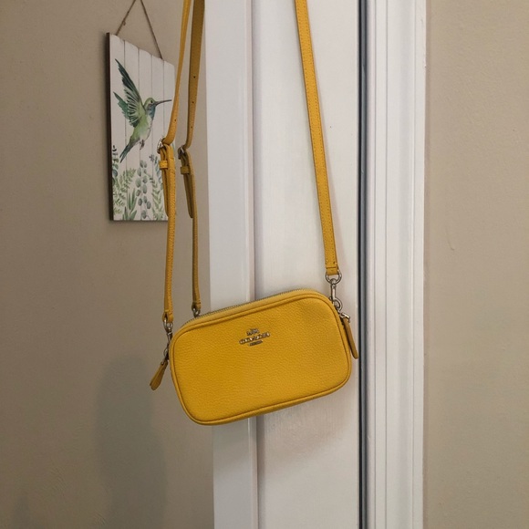 Coach Handbags - Coach crossbody